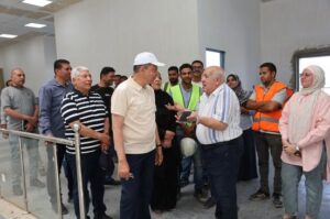 باستثمارات تقترب من 500 مليون جنيه.. محافظ المنيا يتفقد توسعات الموقف الإقليمي