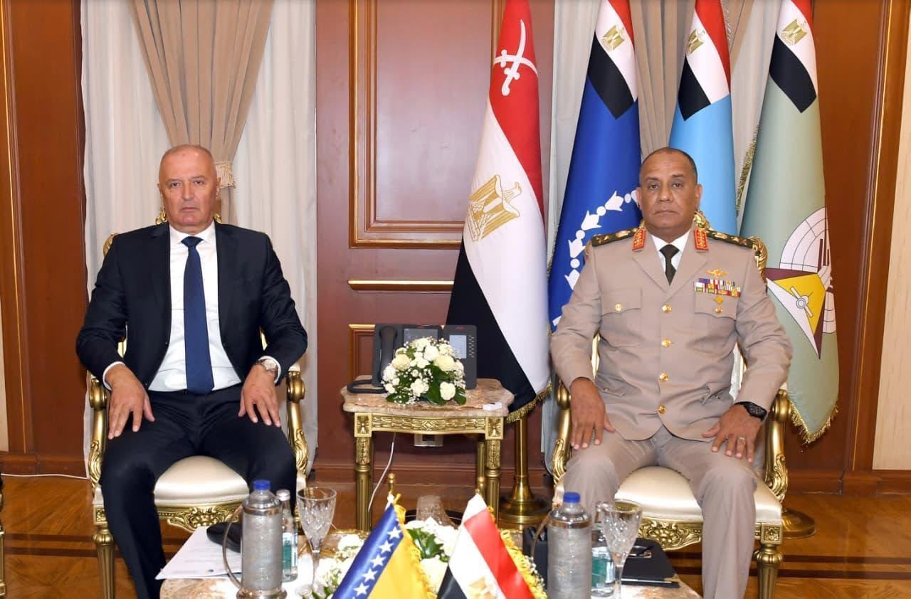 مصر والبوسنة والهرسك تبحثان تعزيز التعاون العسكري وتوقيع اتفاق دفاعي جديد