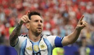ميسي يحطم الأرقام القياسية بإنجاز غير مسبوق في كأس العالم