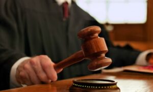 الجنايات تقضى بسجن المتهمة بخطف رضيعة من مستشفى الحسين 7 سنوات