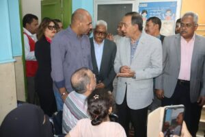 محافظ سوهاج: لا قوائم انتظار وتقديم الخدمة وفقا لأعلى معايير الجودة