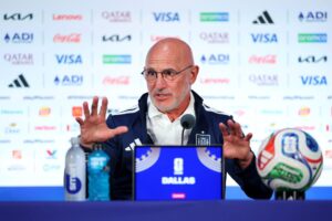 كأس العالم 2026.. مدرب إسبانيا يرفض الرقابة الفردية على ميسي