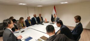 وزير الاتصالات يعزز التعاون الدولي في الذكاء الاصطناعي وبناء القدرات الرقمية
