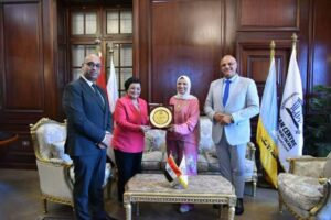 جولة تفقدية لنائب وزير الصحة بالإسكندرية لدعم تحسين المؤشرات السكانية