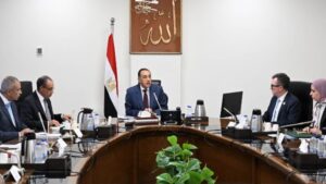 رئيس الوزراء يتابع الجهود المبذولة لحوكمة التمويلات التنموية للمشروعات المختلفة