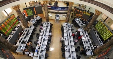 خبيرة لـ البورصجية: مؤشر الأسهم الصغيرة والمتوسطة بالبورصة يواصل تسجيل قمم تاريخية.. وقطاع الخدمات التعليمية يتصدر المشهد