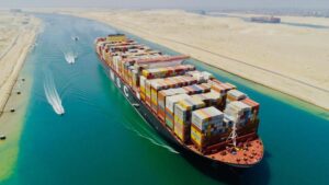 إيرادات قناة السويس ترتفع 22.1% خلال أول 9 أشهر من العام المالي 2025-2026