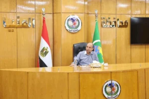 محافظ المنيا يرصد مكافآت للمراكز التكنولوجية الأكثر تميزا فى ملف التصالح  