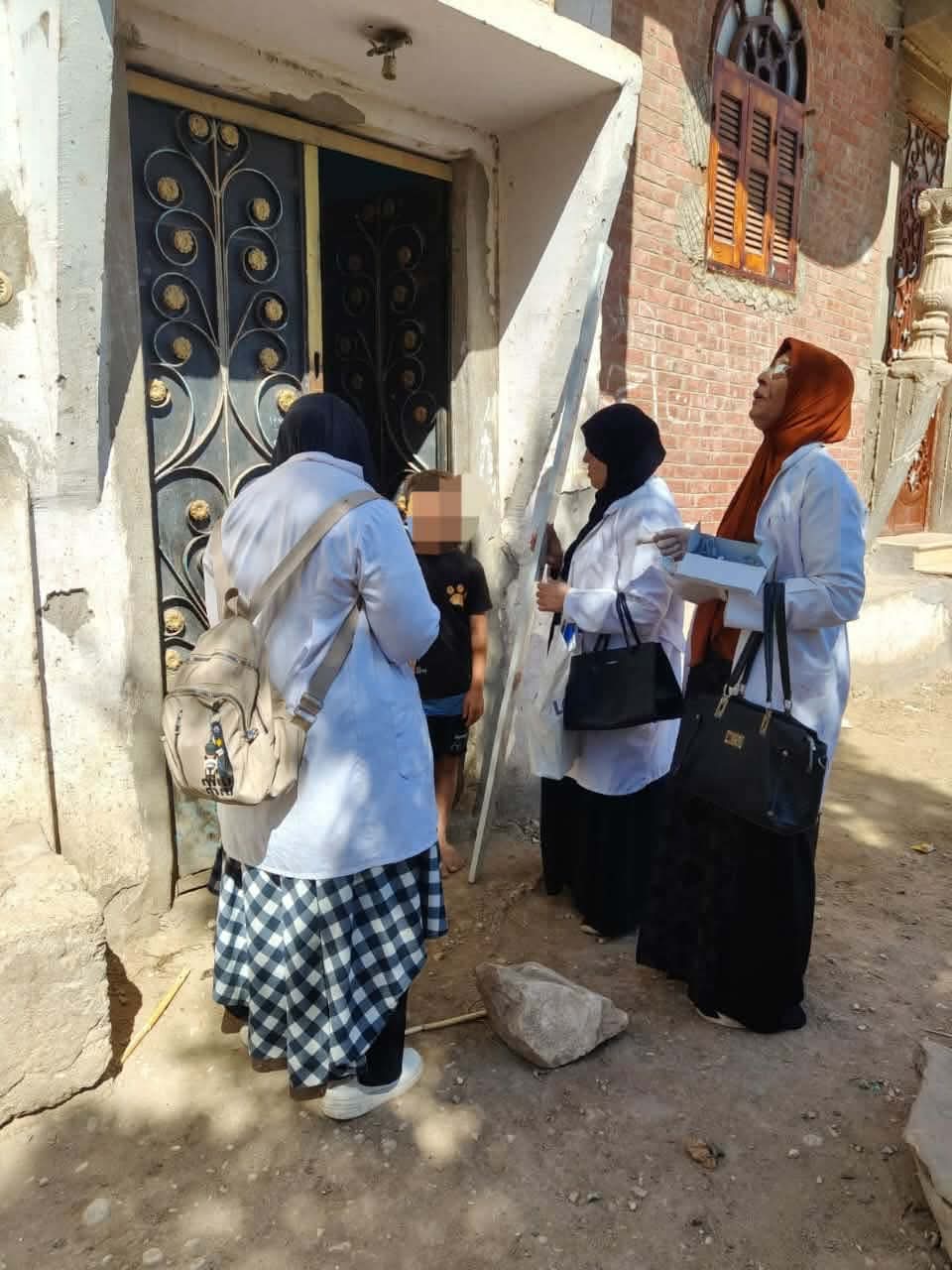 نجاح حملة التجريع الجموعي ضد البلهارسيا وتقديم العلاج المجاني لـ27,835 بأسيوط 