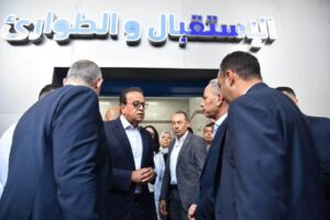 جولة تفقدية لوزير الصحة داخل مستشفى أورام الإسماعيلية