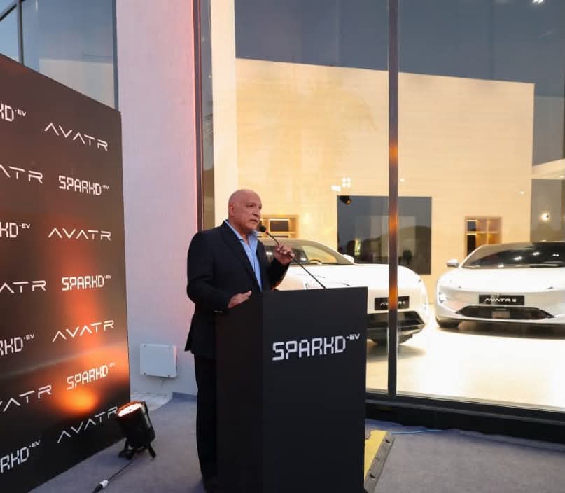 قصراوي جروب تفتتح صالة عرض جديدة لسيارات AVATR بالتعاون مع Sparkd-EV.