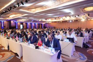 وزير الطيران المدني يفتتح ندوة «صياغة مستقبل الطيران في أفريقيا» ويؤكد أهمية تحويل الرؤى إلى برامج تنفيذية.*