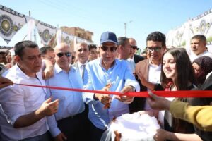محافظ المنيا يفتتح السوق الجديد ببني مزار