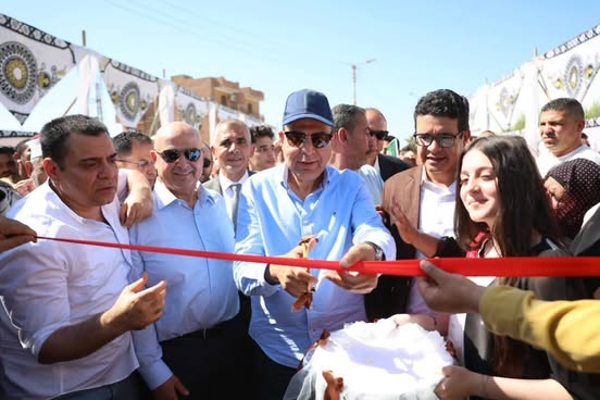 محافظ المنيا يفتتح السوق الجديد ببني مزار