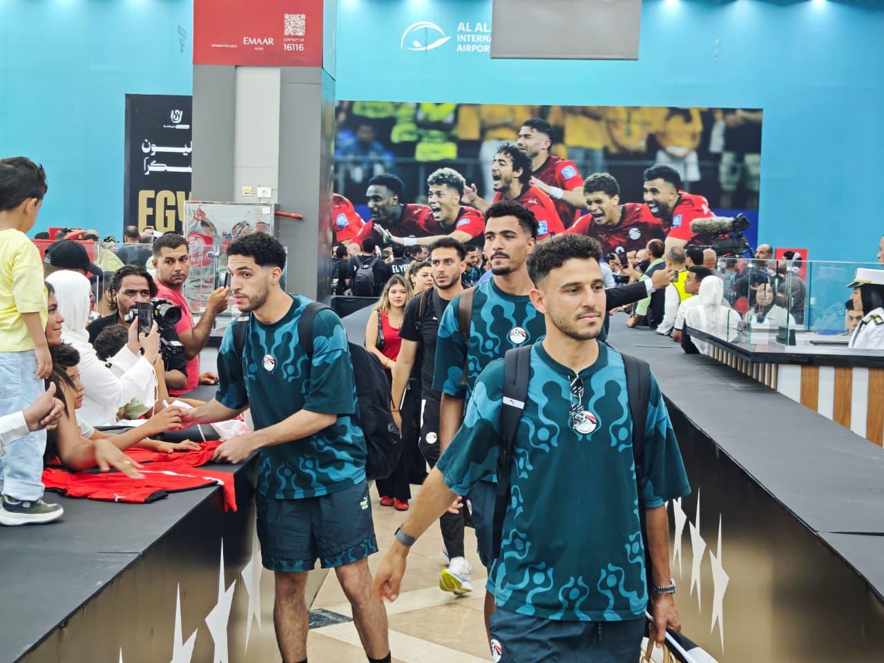 تحية للأبطال تبدأ من مطار العلمين الدولي باستقبال رسمي لبعثة منتخب مصر