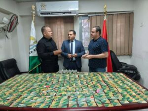 محافظ الجيزة: ضبط ٨١٢ بطاقة تموينية داخل مخبز بلدي بمنشأة القناطر