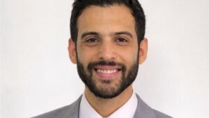 باهر عبد العزيز: تثبيت أسعار الفائدة الأقرب في اجتماع «المركزي».. وخفضها مرهون باستمرار تراجع التضخم