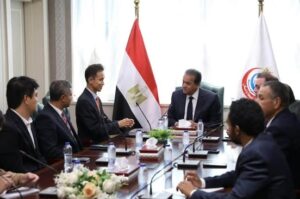 وزير الصحة يجتمع بشركة سامسونج للإلكترونيات للتعاون في دعم التدريب الطبي والتحول الرقمي