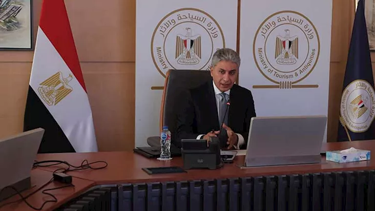 موعد بدء التجريب الرقمي لتأشيرات دخول السياح