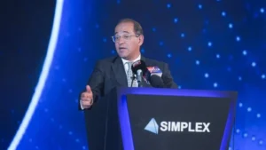 كجوك فى افتتاح مصنع «سيمبلكس»: «أنتم واجهة مشرفة للاستثمار فى مصر.. ونحن فى ضهركم»