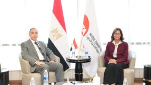 عزام : تعظيم إسهام الأنشطة غير المصرفية في الاقتصاد الوطني يعتمد على زيادة الكوادر والتثقيف المستمر