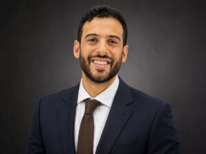 باهر عبد العزيز: 43.1 مليار دولار تحويلات المصريين بالخارج تعزز استقرار الاقتصاد