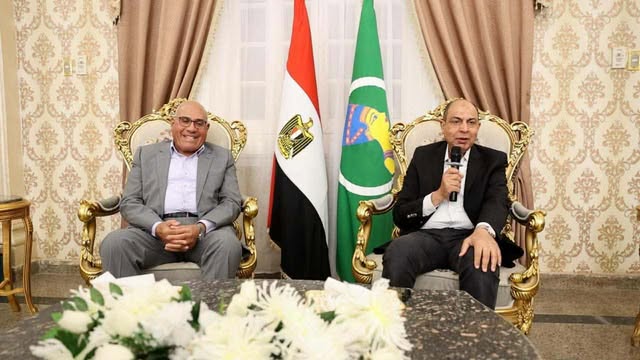 محافظ المنيا يستقبل رئيس الهيئة العربية للتصنيع لمتابعة مشروعات “حياة كريمة”