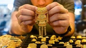 أسعار الذهب اليوم الاثنين 6 يوليو 2026 في مصر.. عيار 21 يتراجع